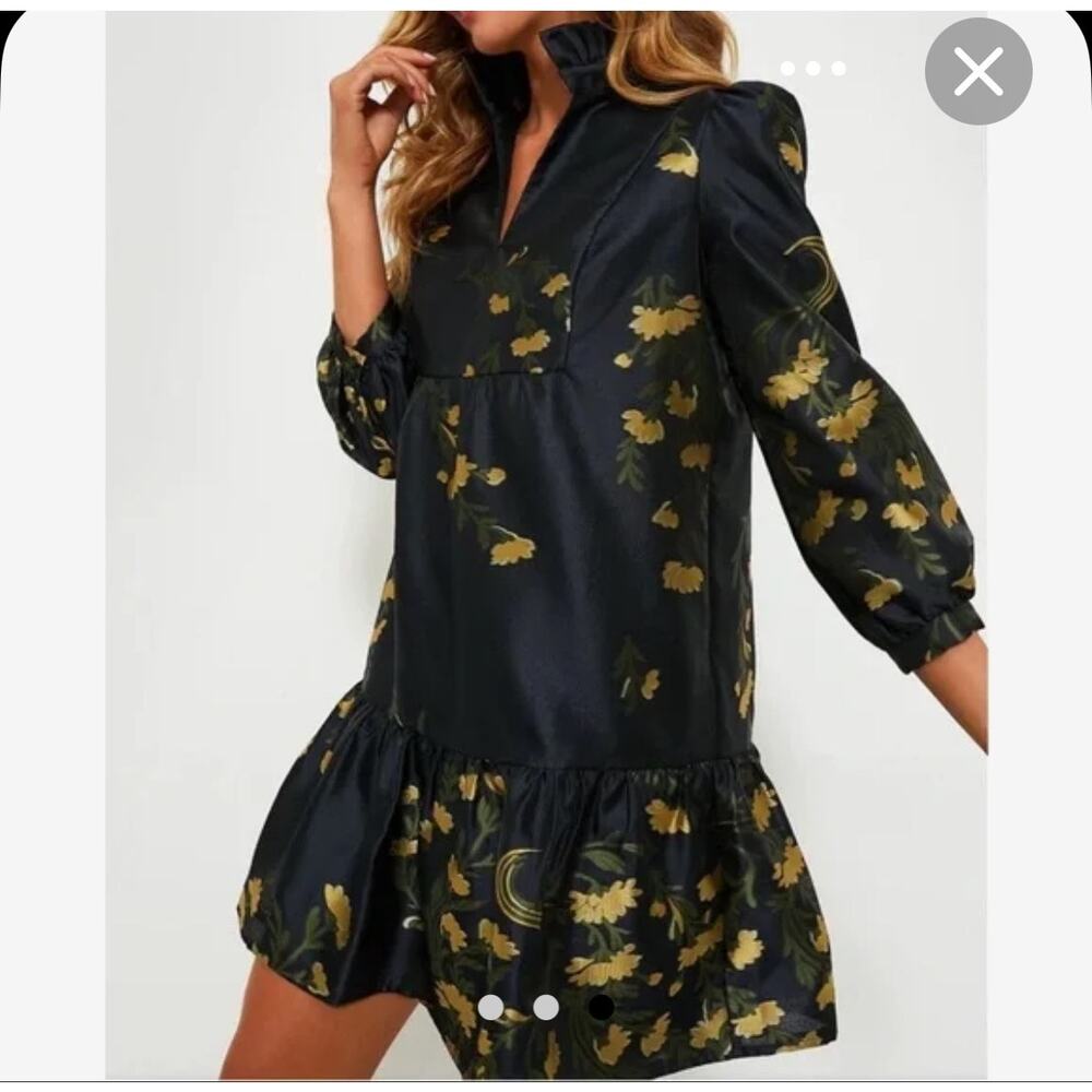 Tuckernuck Navy Floral Jacquard Dress – XS